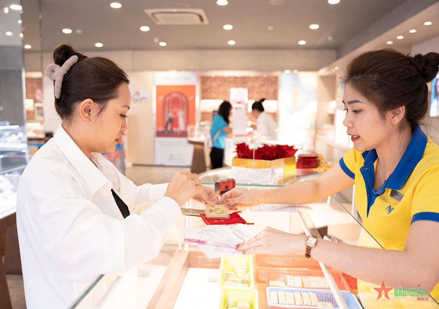 Đa dạng lựa chọn sản phẩm vàng Ngày vía Thần Tài tại TP Hồ Chí Minh