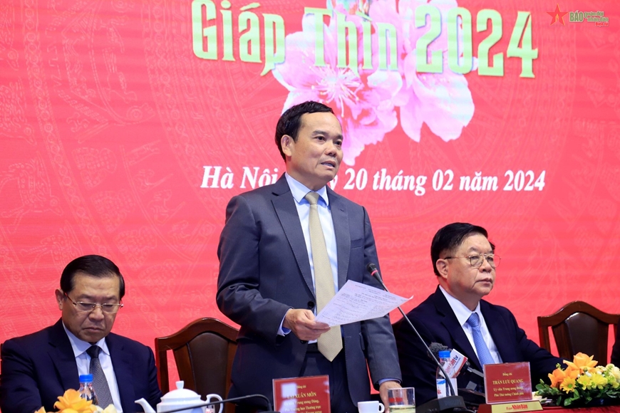 <a title="Báo Quân đội nhân dân | Tin tức quân đội, quốc phòng | Bảo vệ Tổ quốc" style="text-align:center;" href="https://www.qdnd.vn"><img src="https://file3.qdnd.vn/data/images/0/2021/08/11/linh/bannerv2.png" class="vllogo"></a>