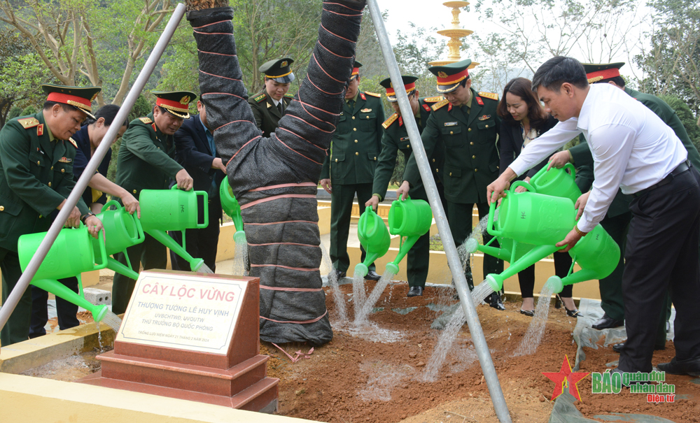 Thượng tướng Lê Huy Vịnh chỉ đạo Lễ phát động “Tết trồng cây đời đời nhớ ơn Bác Hồ” 2024 của Tổng cục Kỹ thuật​
