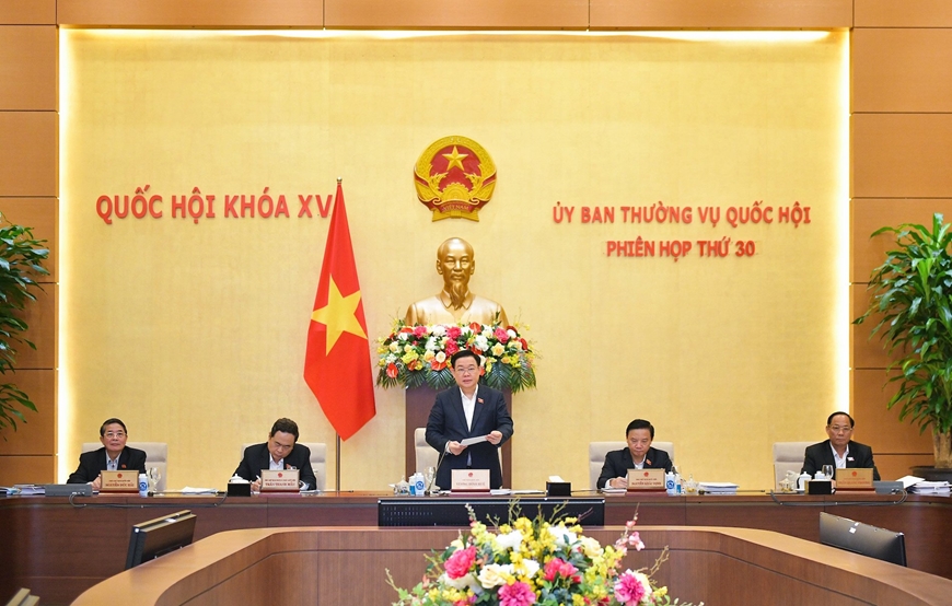 <a title="Báo Quân đội nhân dân | Tin tức quân đội, quốc phòng | Bảo vệ Tổ quốc" style="text-align:center;" href="https://www.qdnd.vn"><img src="https://file3.qdnd.vn/data/images/0/2021/08/11/linh/bannerv2.png" class="vllogo"></a>