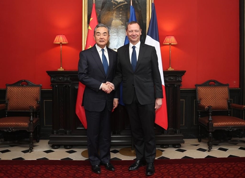 Pháp nhấn mạnh tầm quan trọng của mối quan hệ với Trung Quốc