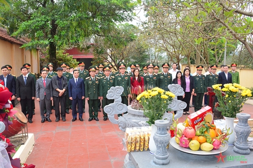 Học viện Quân y về nguồn tri ân tại xã Hoàng Hoa (Tam Dương, Vĩnh Phúc)