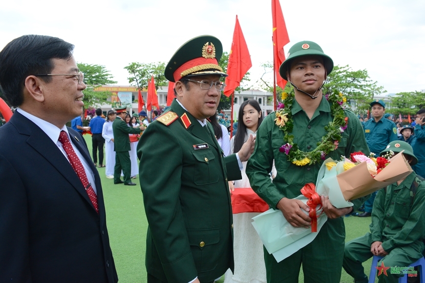 <a title="Báo Quân đội nhân dân | Tin tức quân đội, quốc phòng | Bảo vệ Tổ quốc" style="text-align:center;" data-cke-saved-href="https://www.qdnd.vn" href="https://www.qdnd.vn"><img data-cke-saved-src="https://file3.qdnd.vn/data/images/0/2021/08/11/linh/bannerv2.png" src="https://file3.qdnd.vn/data/images/0/2021/08/11/linh/bannerv2.png" class="vllogo"></a>