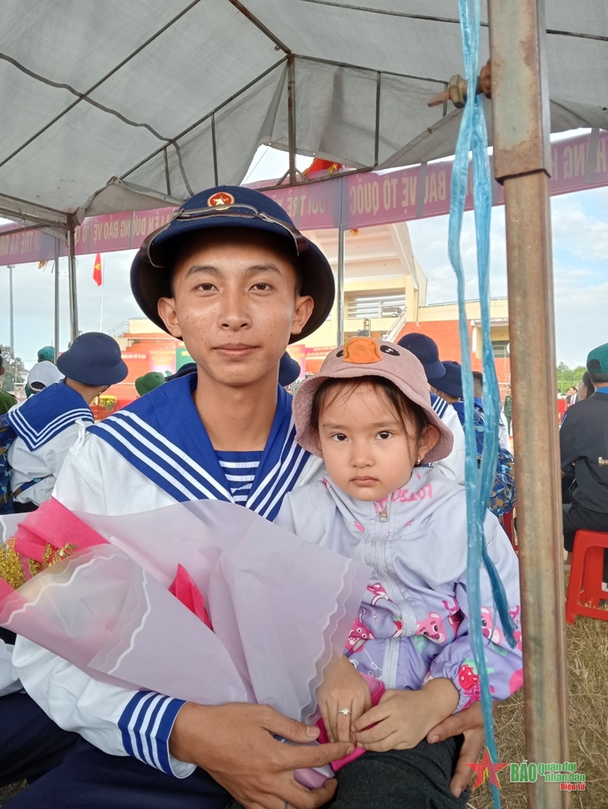 <a title="Báo Quân đội nhân dân | Tin tức quân đội, quốc phòng | Bảo vệ Tổ quốc" style="text-align:center;" data-cke-saved-href="https://www.qdnd.vn" href="https://www.qdnd.vn"><img data-cke-saved-src="https://file3.qdnd.vn/data/images/0/2021/08/11/linh/bannerv2.png" src="https://file3.qdnd.vn/data/images/0/2021/08/11/linh/bannerv2.png" class="vllogo"></a>