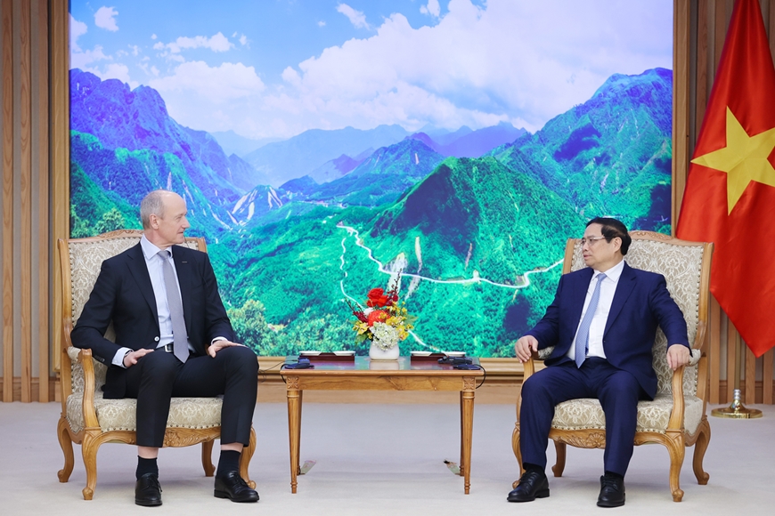 <a title="Báo Quân đội nhân dân | Tin tức quân đội, quốc phòng | Bảo vệ Tổ quốc" style="text-align:center;" href="https://www.qdnd.vn"><img src="https://file3.qdnd.vn/data/images/0/2021/08/11/linh/bannerv2.png" class="vllogo"></a>