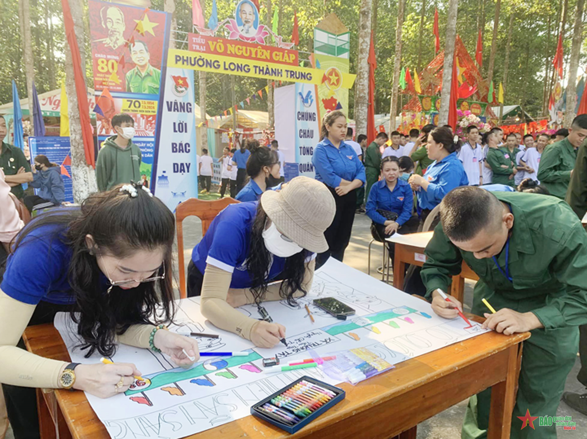 Sôi nổi hội trại tòng quân ở tỉnh Tây Ninh 