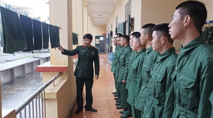 Ấm áp, chính quy từ ngày đầu quân ngũ