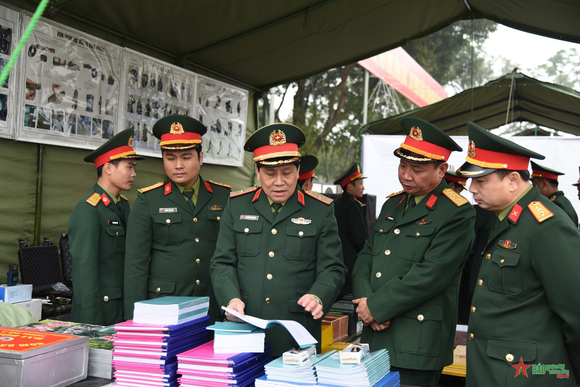 Quân đoàn 12 huấn luyện khai thác, sử dụng có hiệu quả các loại vũ khí trang bị kỹ thuật