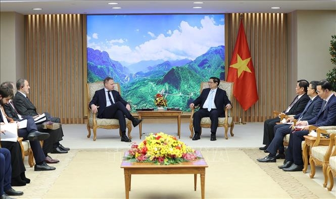 <a title="Báo Quân đội nhân dân | Tin tức quân đội, quốc phòng | Bảo vệ Tổ quốc" style="text-align:center;" href="https://www.qdnd.vn"><img src="https://file3.qdnd.vn/data/images/0/2021/08/11/linh/bannerv2.png" class="vllogo"></a>