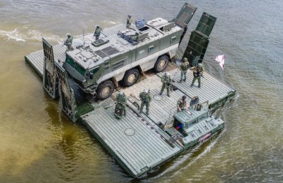 Gallery - 	Quân sự thế giới (1-3): Nga chế tạo xe lội nước, Singapore mua F-35