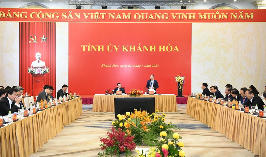 <a title="Báo Quân đội nhân dân | Tin tức quân đội, quốc phòng | Bảo vệ Tổ quốc" style="text-align:center;" href="https://www.qdnd.vn"><img src="https://file3.qdnd.vn/data/images/0/2021/08/11/linh/bannerv2.png" class="vllogo"></a>