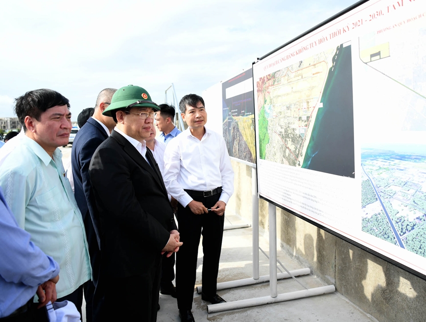 <a title='Báo Quân đội nhân dân | Tin tức quân đội, quốc phòng | Bảo vệ Tổ quốc' style='text-align:center;' href='https://www.qdnd.vn'><img src='https://file3.qdnd.vn/data/images/0/2021/08/11/linh/bannerv2.png' class='vllogo'></a>