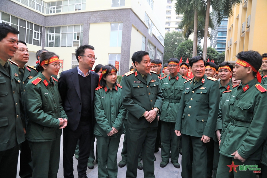 <a title="Báo Quân đội nhân dân | Tin tức quân đội, quốc phòng | Bảo vệ Tổ quốc" style="text-align:center;" href="https://www.qdnd.vn"><img src="https://file3.qdnd.vn/data/images/0/2021/08/11/linh/bannerv2.png" class="vllogo"></a>