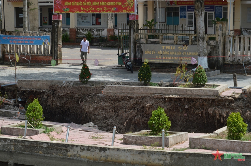 <a title="Báo Quân đội nhân dân | Tin tức quân đội, quốc phòng | Bảo vệ Tổ quốc" style="text-align:center;"  data-cke-saved-href="https://www.qdnd.vn" href="https://www.qdnd.vn"><img  data-cke-saved-src="https://file3.qdnd.vn/data/images/0/2021/08/11/linh/bannerv2.png" src="https://file3.qdnd.vn/data/images/0/2021/08/11/linh/bannerv2.png" class="vllogo"></a>