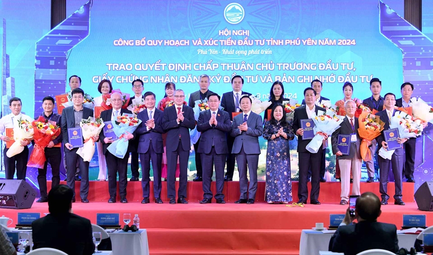 <a title='Báo Quân đội nhân dân | Tin tức quân đội, quốc phòng | Bảo vệ Tổ quốc' style='text-align:center;' href='https://www.qdnd.vn'><img src='https://file3.qdnd.vn/data/images/0/2021/08/11/linh/bannerv2.png' class='vllogo'></a>