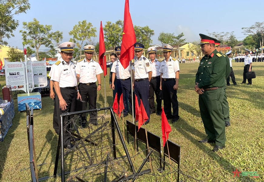 <a title="Báo Quân đội nhân dân | Tin tức quân đội, quốc phòng | Bảo vệ Tổ quốc" style="text-align:center;" data-cke-saved-href="https://www.qdnd.vn" href="https://www.qdnd.vn"><img data-cke-saved-src="https://file3.qdnd.vn/data/images/0/2021/08/11/linh/bannerv2.png" src="https://file3.qdnd.vn/data/images/0/2021/08/11/linh/bannerv2.png" class="vllogo"></a> <a title="Báo Quân đội nhân dân | Tin tức quân đội, quốc phòng | Bảo vệ Tổ quốc" style="text-align:center;" data-cke-saved-href="https://www.qdnd.vn" href="https://www.qdnd.vn"><img data-cke-saved-src="https://file3.qdnd.vn/data/images/0/2021/08/11/linh/bannerv2.png" src="https://file3.qdnd.vn/data/images/0/2021/08/11/linh/bannerv2.png" class="vllogo"></a>