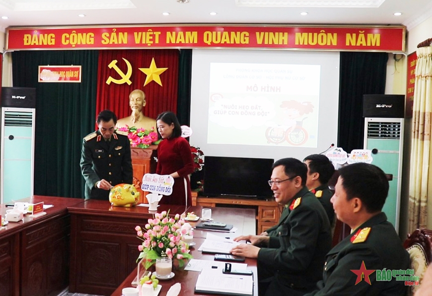 <a title="Báo Quân đội nhân dân | Tin tức quân đội, quốc phòng | Bảo vệ Tổ quốc" style="text-align:center;" href="https://www.qdnd.vn"><img src="https://file3.qdnd.vn/data/images/0/2021/08/11/linh/bannerv2.png" class="vllogo"></a>