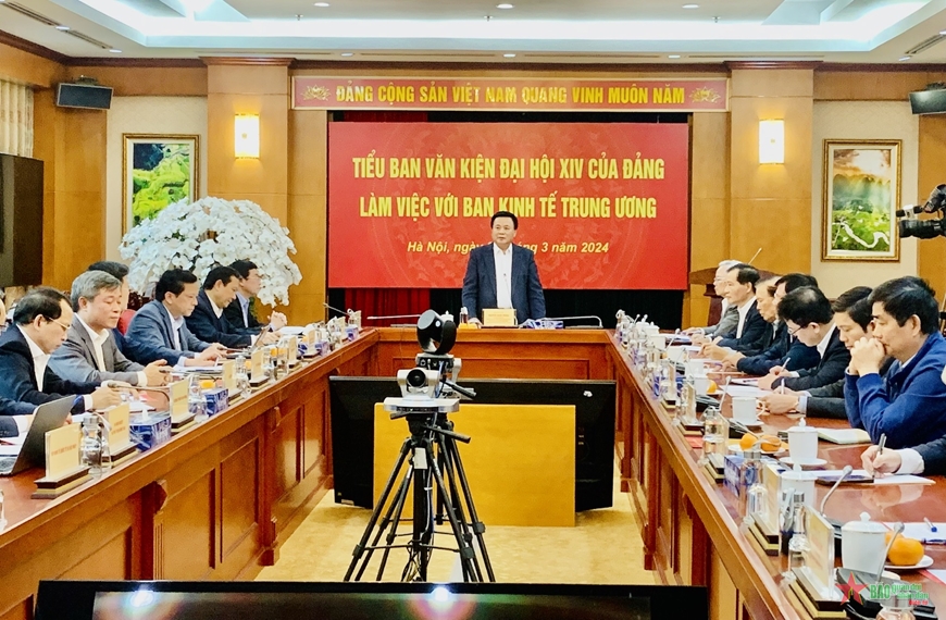 <a title='Báo Quân đội nhân dân | Tin tức quân đội, quốc phòng | Bảo vệ Tổ quốc' style='text-align:center;' href='https://www.qdnd.vn'><img src='https://file3.qdnd.vn/data/images/0/2021/08/11/linh/bannerv2.png' class='vllogo'></a>