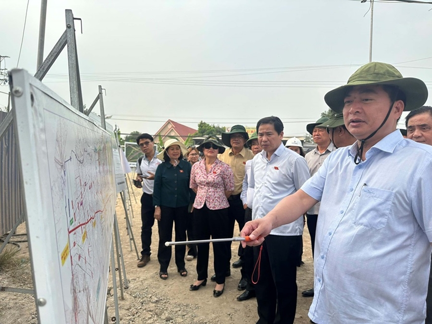 <a title='Báo Quân đội nhân dân | Tin tức quân đội, quốc phòng | Bảo vệ Tổ quốc' style='text-align:center;' href='https://www.qdnd.vn'><img src='https://file3.qdnd.vn/data/images/0/2021/08/11/linh/bannerv2.png' class='vllogo'></a>