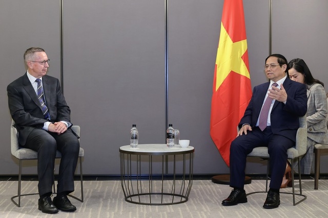 <a title="Báo Quân đội nhân dân | Tin tức quân đội, quốc phòng | Bảo vệ Tổ quốc" style="text-align:center;" href="https://www.qdnd.vn"><img src="https://file3.qdnd.vn/data/images/0/2021/08/11/linh/bannerv2.png" class="vllogo"></a>