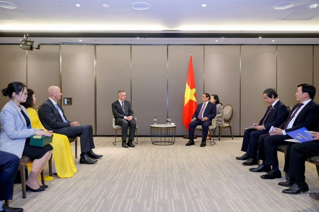 <a title="Báo Quân đội nhân dân | Tin tức quân đội, quốc phòng | Bảo vệ Tổ quốc" style="text-align:center;" href="https://www.qdnd.vn"><img src="https://file3.qdnd.vn/data/images/0/2021/08/11/linh/bannerv2.png" class="vllogo"></a>