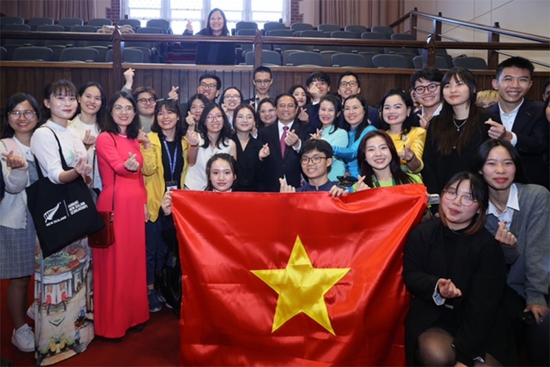 <a title="Báo Quân đội nhân dân | Tin tức quân đội, quốc phòng | Bảo vệ Tổ quốc" style="text-align:center;" href="https://www.qdnd.vn"><img src="https://file3.qdnd.vn/data/images/0/2021/08/11/linh/bannerv2.png" class="vllogo"></a>