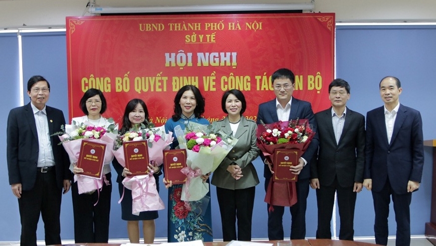 <a title="Báo Quân đội nhân dân | Tin tức quân đội, quốc phòng | Bảo vệ Tổ quốc" style="text-align:center;" href="https://www.qdnd.vn"><img src="https://file3.qdnd.vn/data/images/0/2021/08/11/linh/bannerv2.png" class="vllogo"></a>