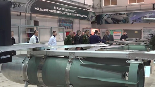 Bom FAB-1500 có phải là “vũ khí thay đổi chiến trường” tại Ukraine?