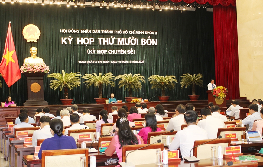 <a title='Báo Quân đội nhân dân | Tin tức quân đội, quốc phòng | Bảo vệ Tổ quốc' style='text-align:center;' href='https://www.qdnd.vn'><img src='https://file3.qdnd.vn/data/images/0/2021/08/11/linh/bannerv2.png' alt='Báo Quân đội nhân dân | Tin tức quân đội, quốc phòng | Bảo vệ Tổ quốc' class='vllogo'></a>