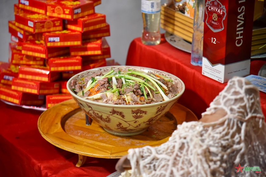 Phở Vân Cù nức thơm níu chân thực khách