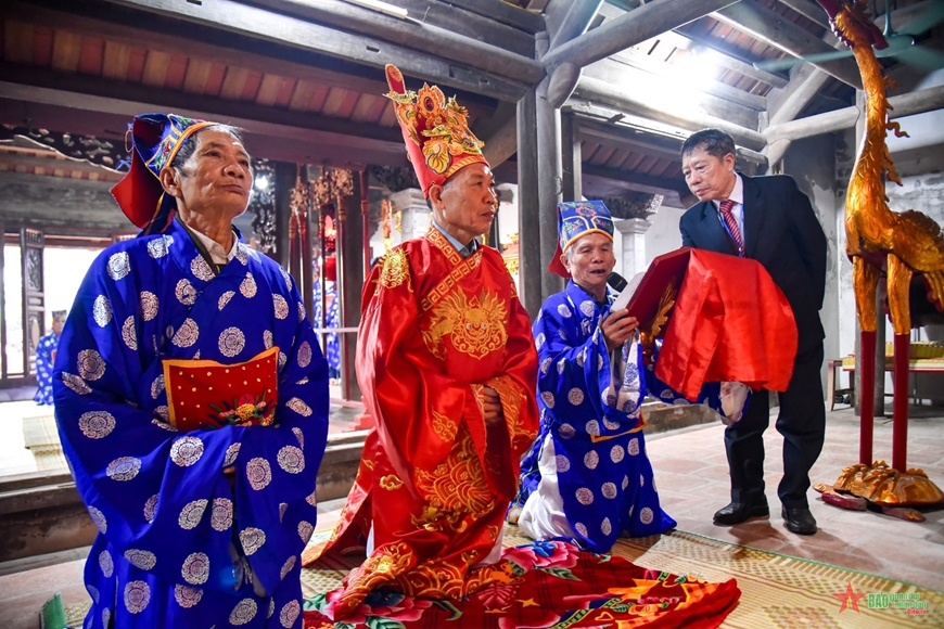 Phở Vân Cù nức thơm níu chân thực khách