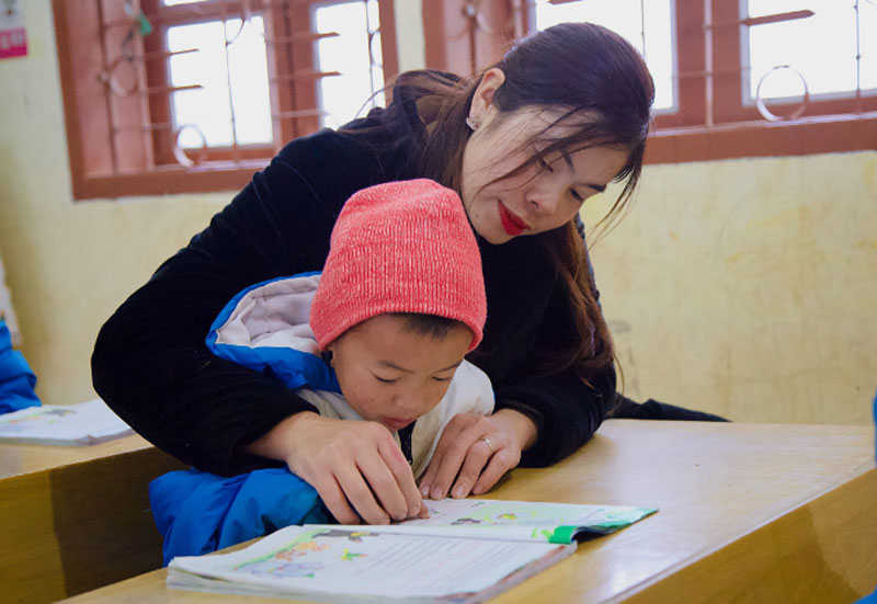 Vượt khó đi tìm con chữ