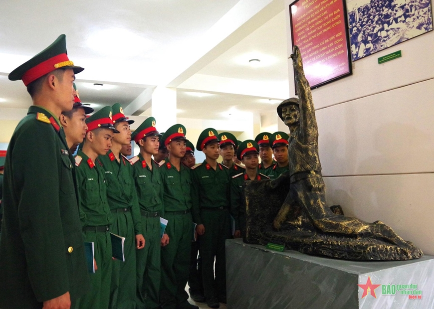 <a title="Báo Quân đội nhân dân | Tin tức quân đội, quốc phòng | Bảo vệ Tổ quốc" style="text-align:center;" href="https://www.qdnd.vn"><img src="https://file3.qdnd.vn/data/images/0/2021/08/11/linh/bannerv2.png" alt="Báo Quân đội nhân dân | Tin tức quân đội, quốc phòng | Bảo vệ Tổ quốc" class="vllogo"></a>