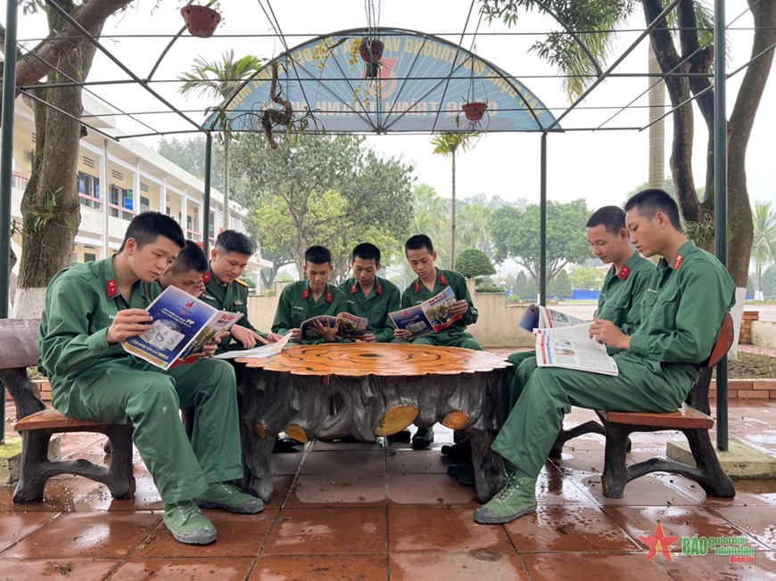 <a title="Báo Quân đội nhân dân | Tin tức quân đội, quốc phòng | Bảo vệ Tổ quốc" style="text-align:center;" href="https://www.qdnd.vn"><img src="https://file3.qdnd.vn/data/images/0/2021/08/11/linh/bannerv2.png" alt="Báo Quân đội nhân dân | Tin tức quân đội, quốc phòng | Bảo vệ Tổ quốc" class="vllogo"></a>