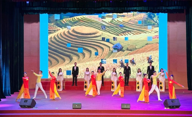 <a title="Báo Quân đội nhân dân | Tin tức quân đội, quốc phòng | Bảo vệ Tổ quốc" style="text-align:center;" href="https://www.qdnd.vn"><img src="https://file3.qdnd.vn/data/images/0/2021/08/11/linh/bannerv2.png" alt="Báo Quân đội nhân dân | Tin tức quân đội, quốc phòng | Bảo vệ Tổ quốc" class="vllogo"></a>