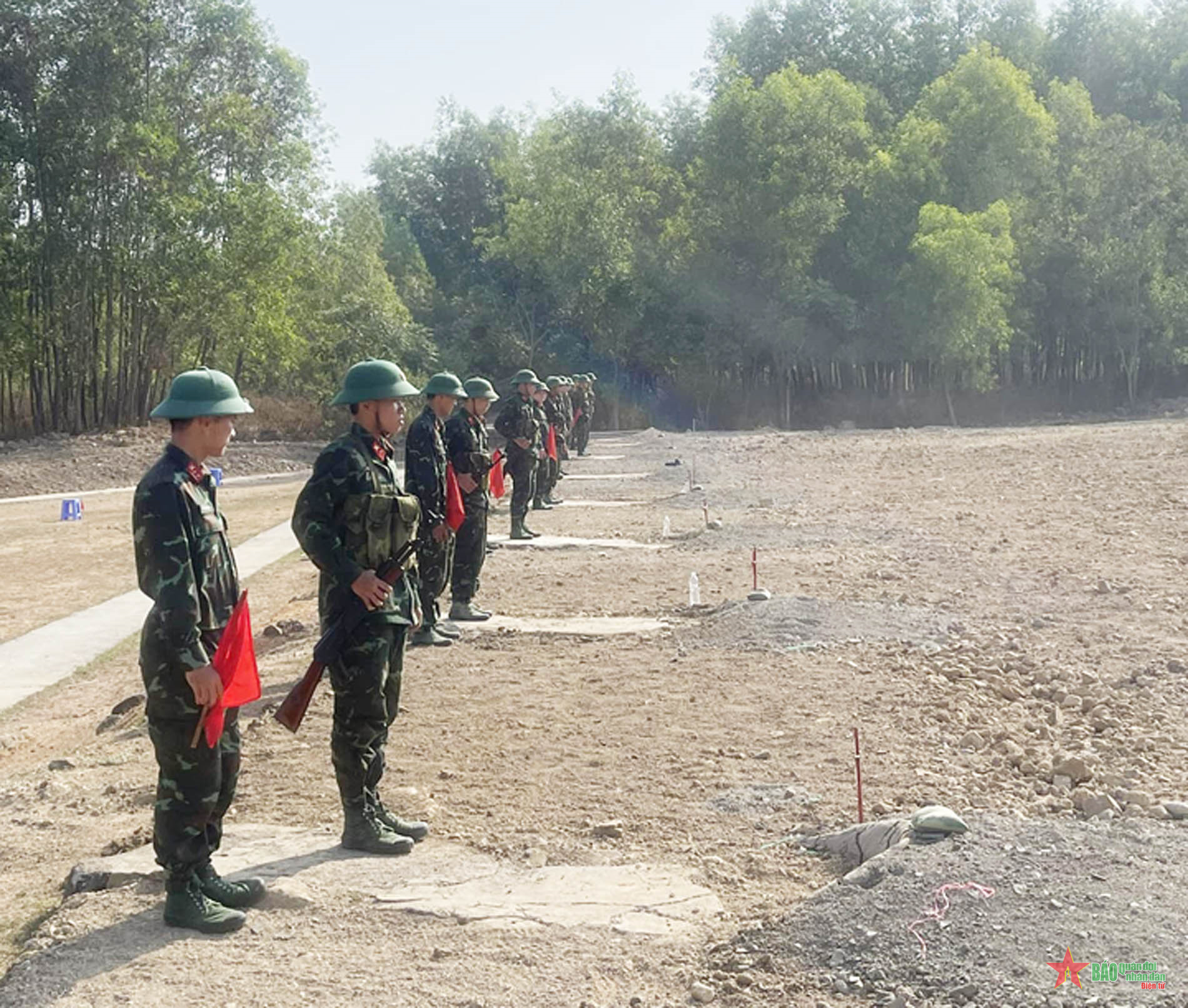  Quyết giành “Hoa điểm giỏi” hướng về Điện Biên