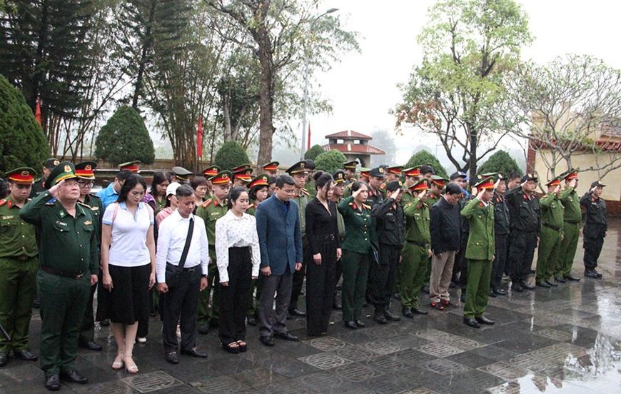 Đoàn Cơ sở, Hội phụ nữ Nhà hát Ca múa nhạc Quân đội tổ chức nhiều hoạt động ý nghĩa trong tháng thanh niên​