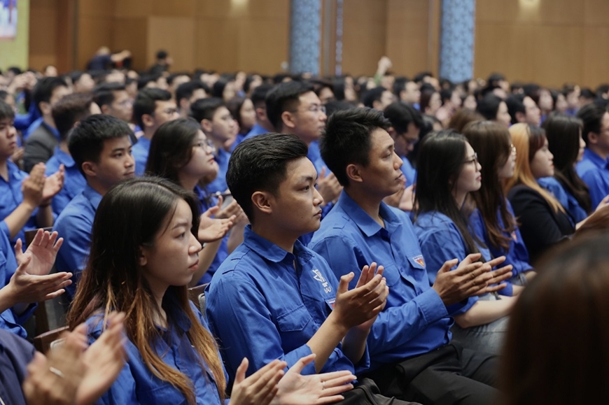 Thủ tướng Chính phủ Phạm Minh Chính đối thoại với thanh niên