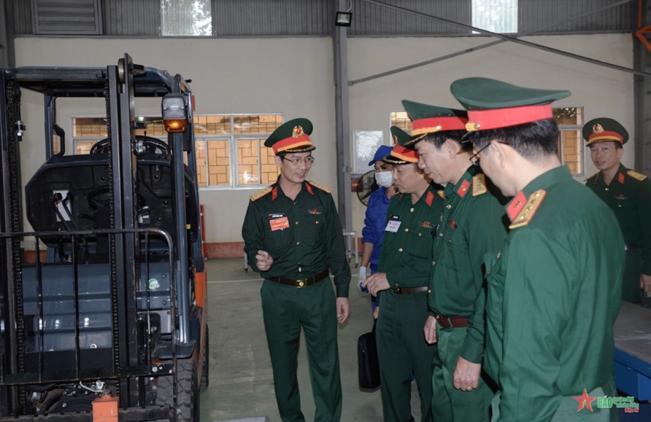 Cục Xe - Máy (Tổng cục Kỹ thuật): Khai mạc hội thi “Doanh trại chính quy, xanh, sạch, đẹp” 