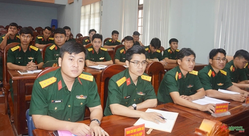 Bộ CHQS tỉnh Bình Phước tập huấn công tác Đảng, công tác chính trị