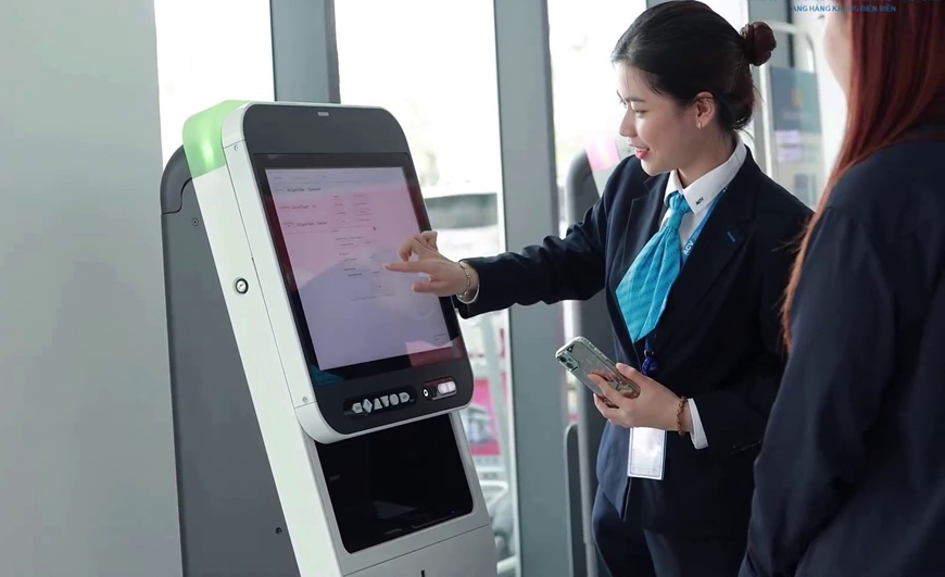 Sau 4 tháng khai thác trở lại, lượng hành khách tại sân bay Điện Biên tăng cao