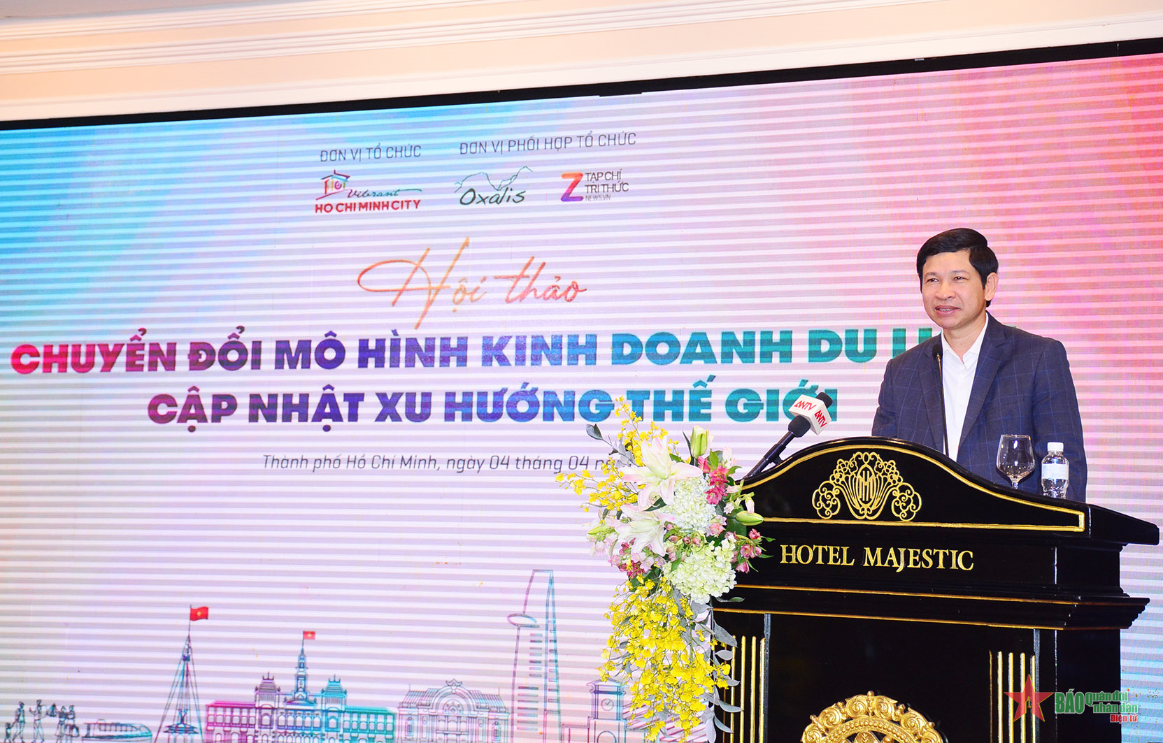 Chuyển đổi mô hình kinh doanh du lịch để tăng trưởng bền vững