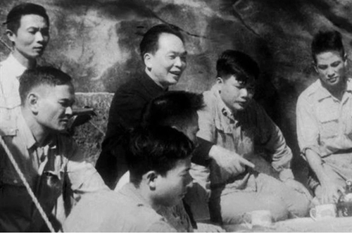 Điện Biên Phủ, ngày 6-4-1954, Bộ Chỉ huy Chiến dịch tổ chức hội nghị sơ kết đợt 2