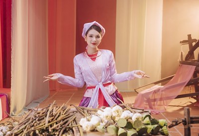 Toa Sen Lan tỏa vẻ đẹp của tơ sen