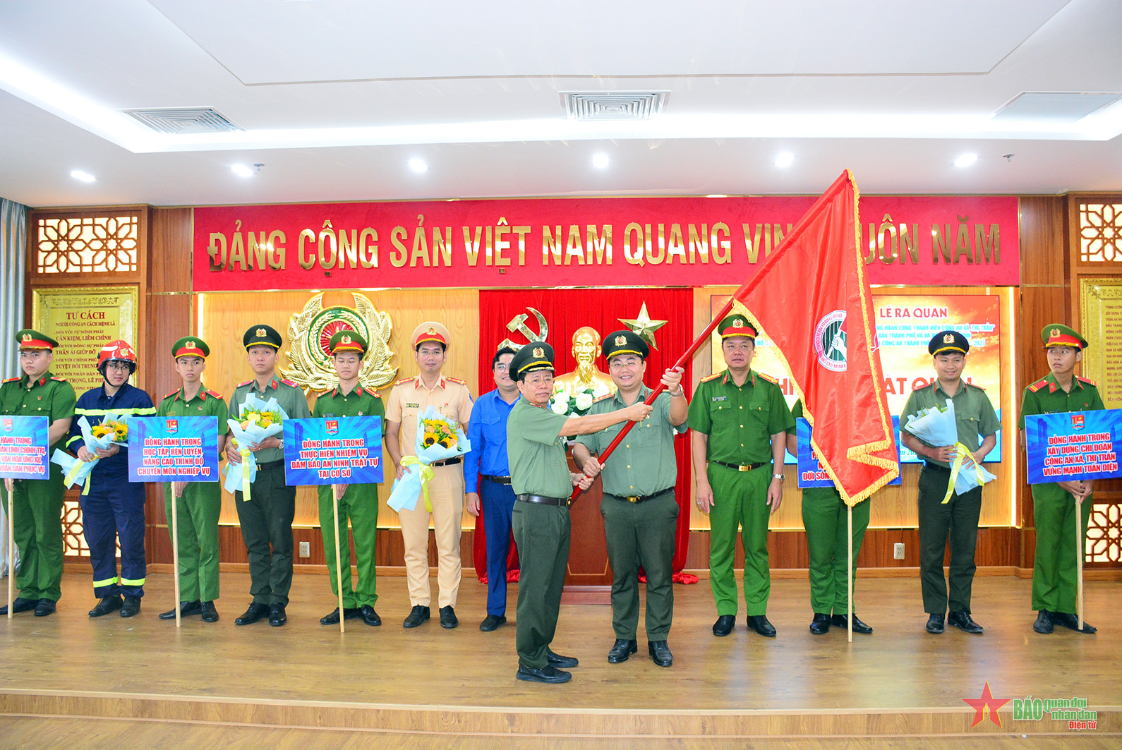 Công an TP Hồ Chí Minh ra quân đồng hành cùng thanh niên công an xã, thị trấn