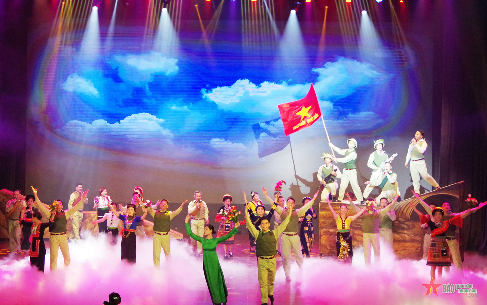 Đặc sắc chương trình nghệ thuật “Tiếng hát mở đường thắng lợi” của Bộ đội Công binh