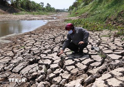 View - 	Miền Tây... khát nước
