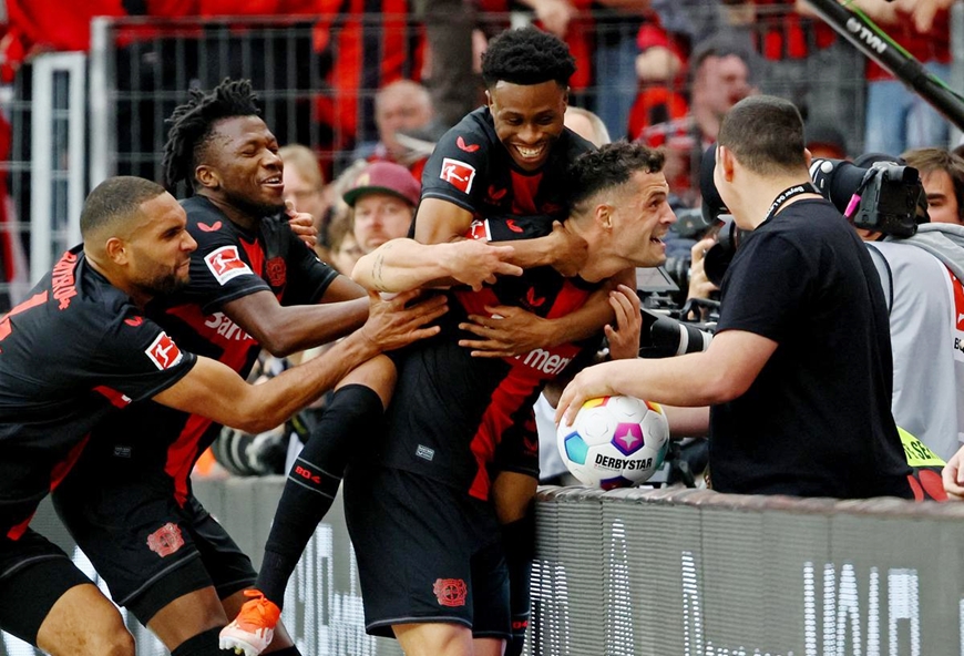 Tin thể thao hôm nay (15-4): Bundesliga có tân vương