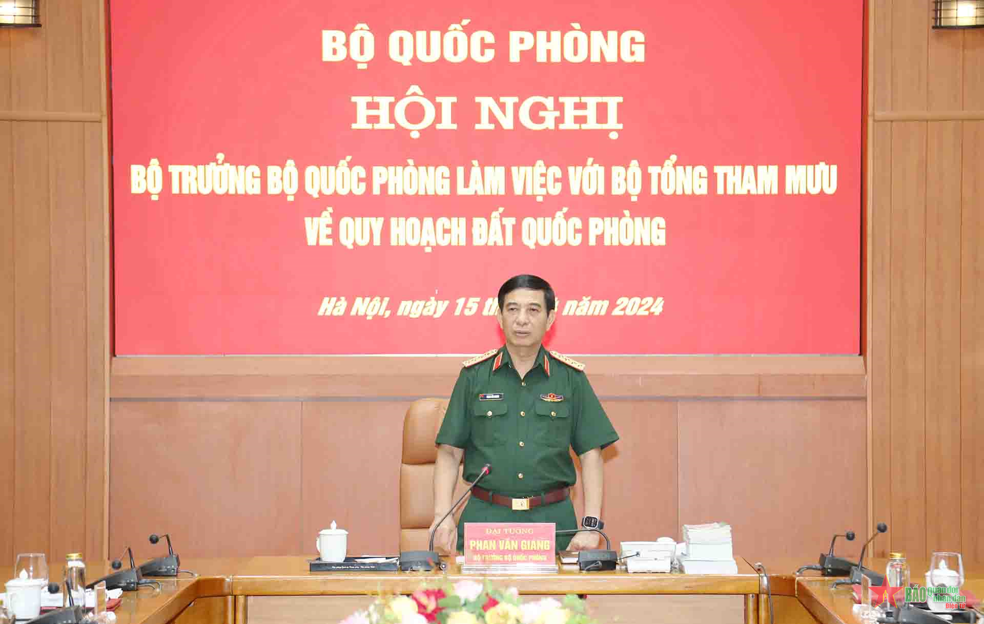 Đại tướng Phan Văn Giang làm việc với Bộ Tổng Tham mưu về quy hoạch đất quốc phòng tại một số đơn vị