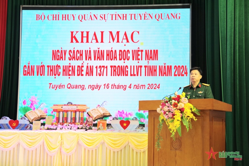 Tổ chức ngày sách và văn hóa đọc Việt Nam gắn với thực hiện Đề án 1371